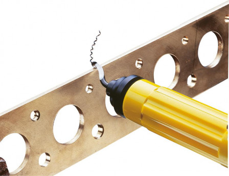 Ébavureur à réservoir 