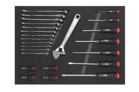 composition de 135 outils en module mousse