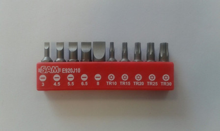 EMBOUT VISSAGE POUR MATERIAUX DURS FENTE - TORX - JEU DE 10